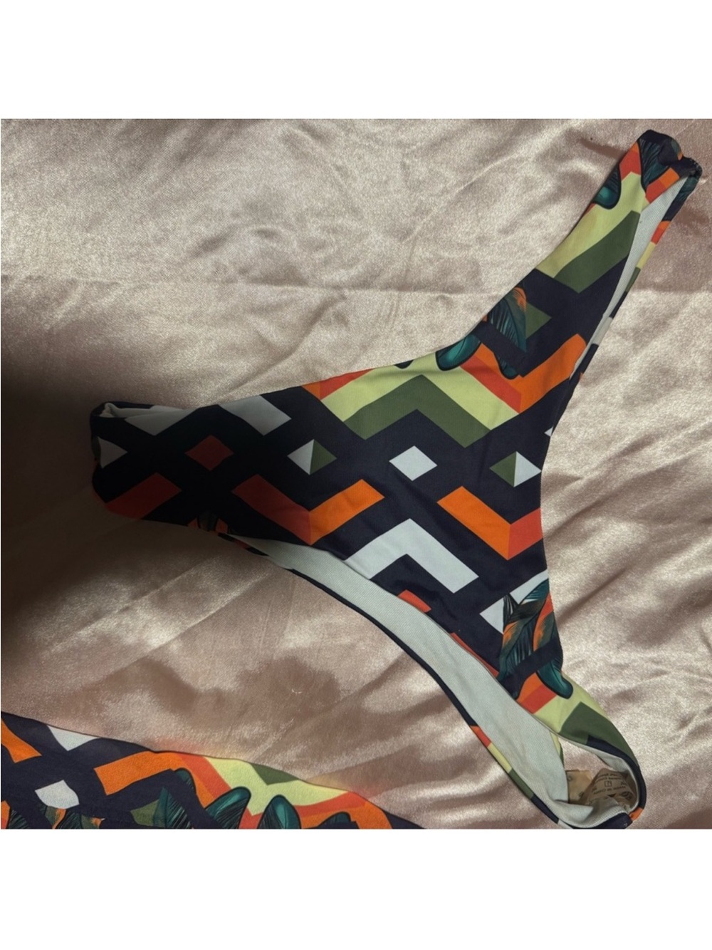 Bathing suits bundle - Picture 2 of 10